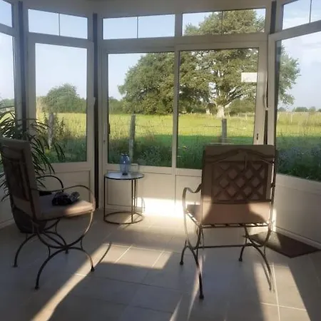 A L'ombre Du Figuier Holiday home *