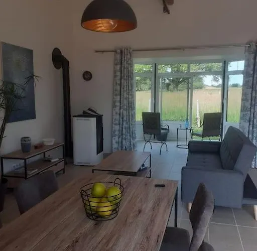 A L'ombre Du Figuier *